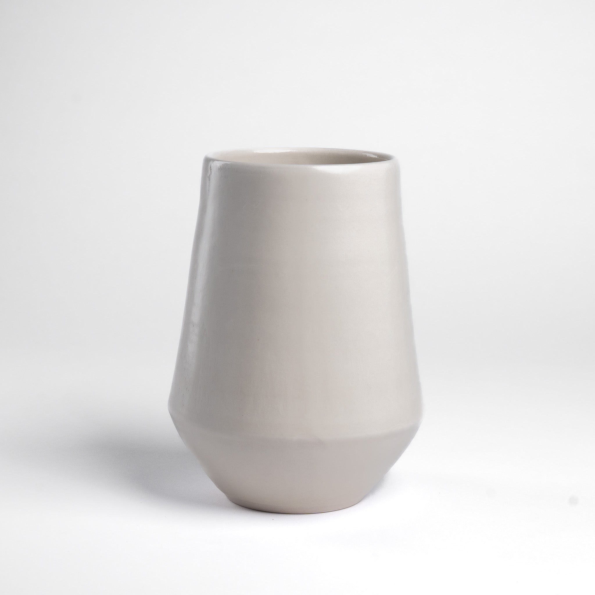White Vase 005