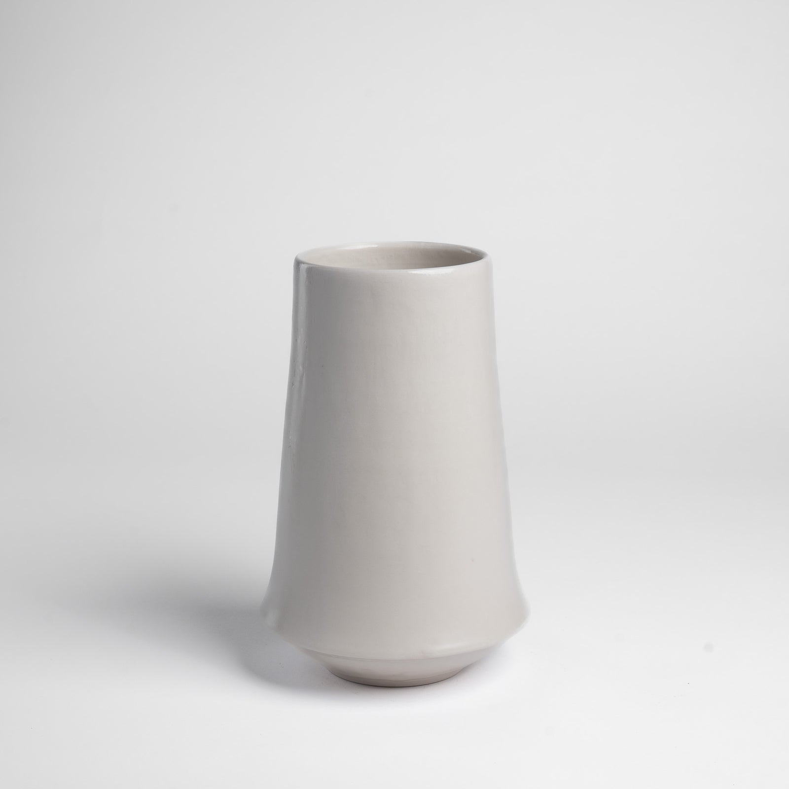 White Vase 008