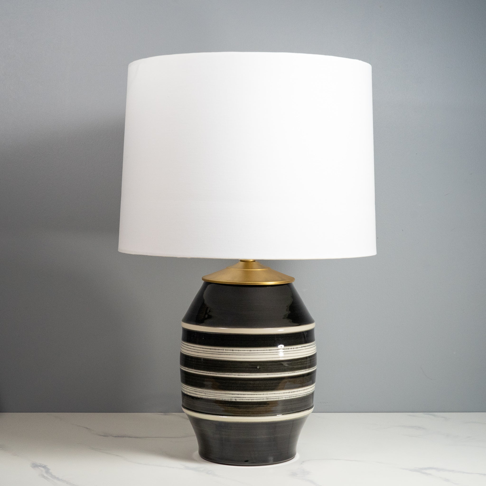 Hand-Thrown Lamp-2021-004