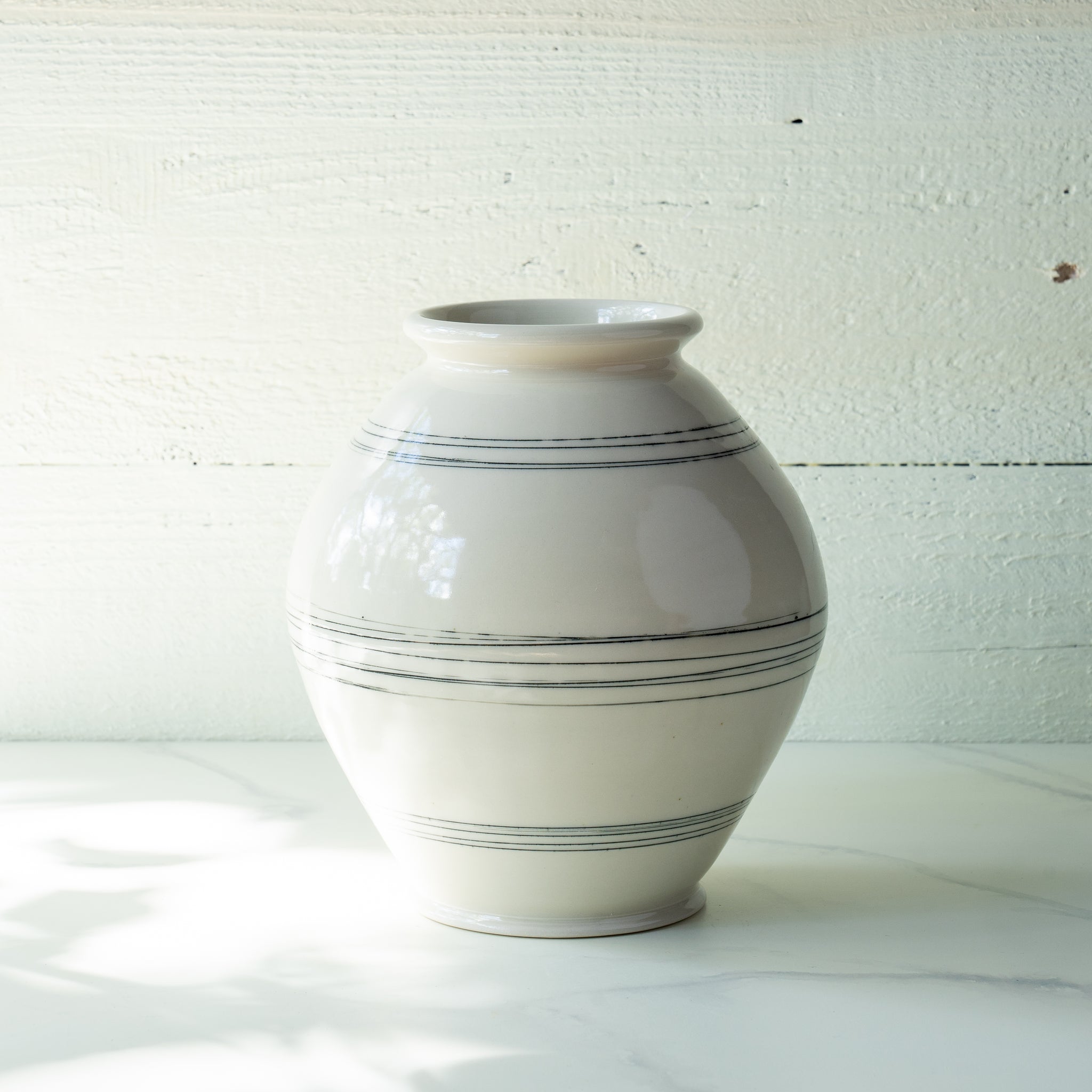 Hand-Thrown Vase-2021-017